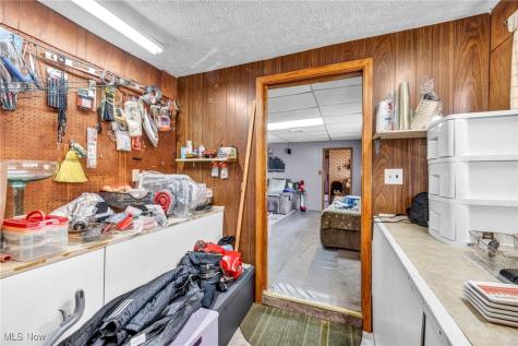 2208 Willowrow Avenue NE Canton OH 44705