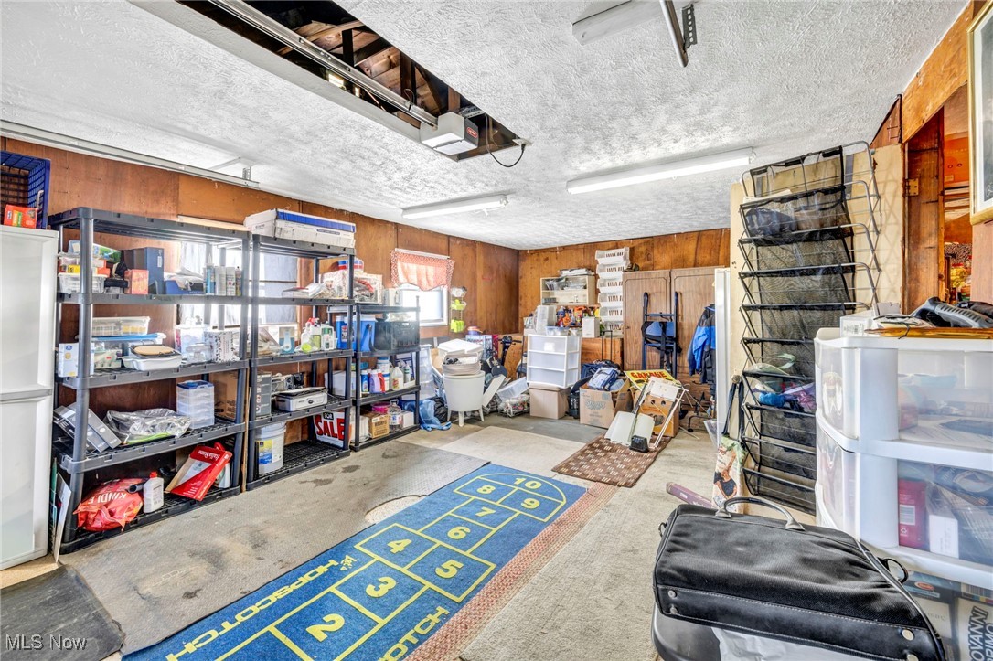 2208 Willowrow Avenue NE Canton OH 44705