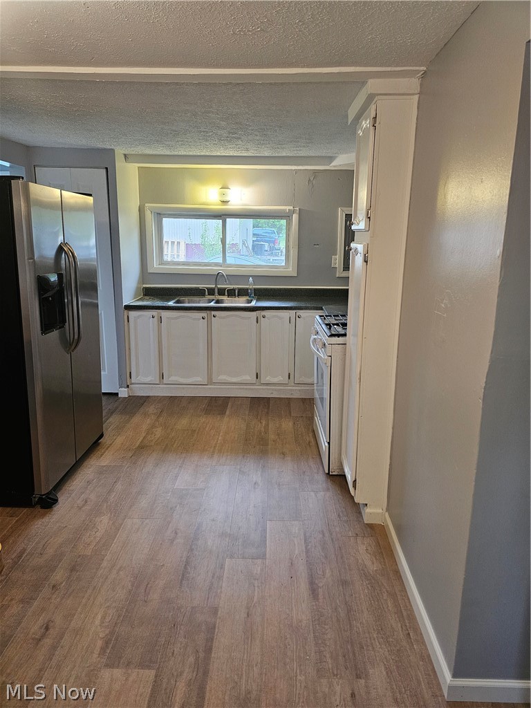1424 4th Street Lakemore OH 44250