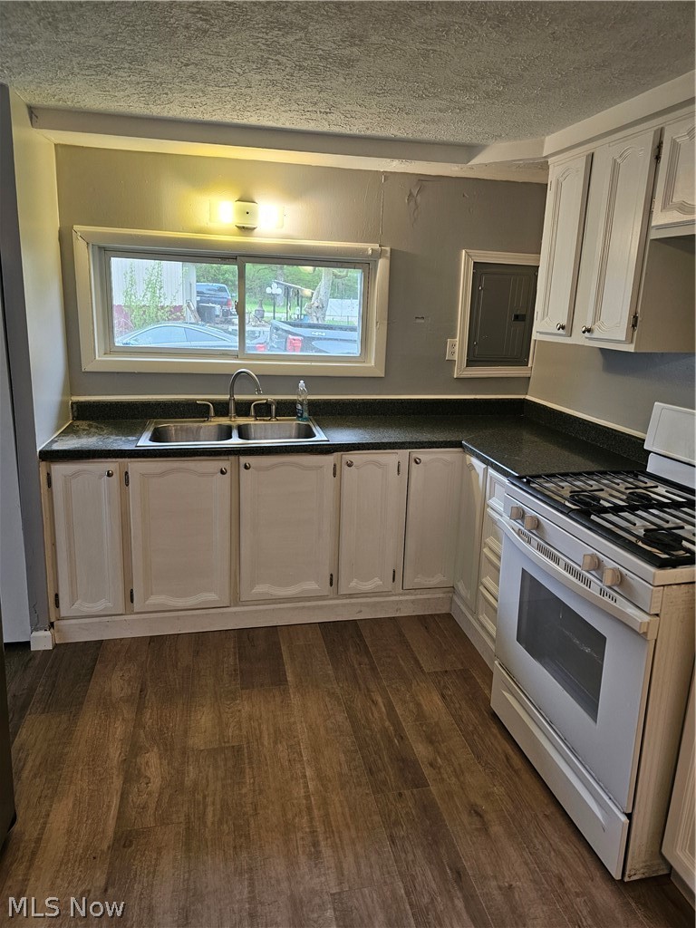 1424 4th Street Lakemore OH 44250