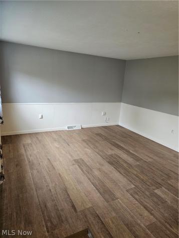 1424 4th Street Lakemore OH 44250