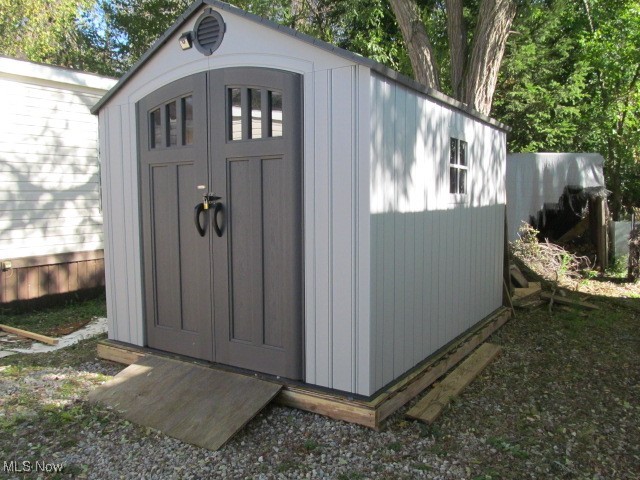 11 Hawaiian Drive Madison OH 44057