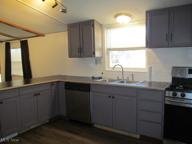 11 Hawaiian Drive Madison OH 44057