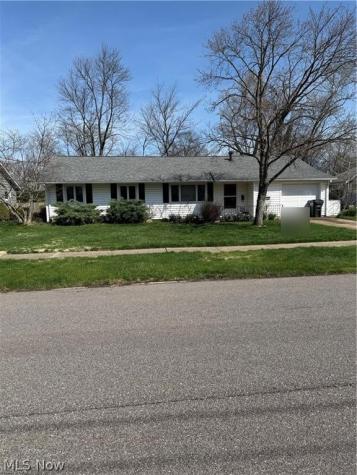 112 Meadow Drive Berea OH 44017