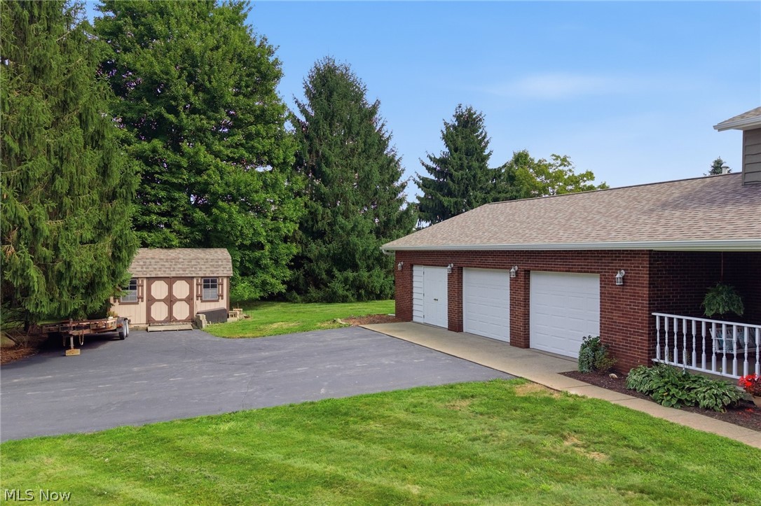 6730 Nathaniel Drive Shreve OH 44676