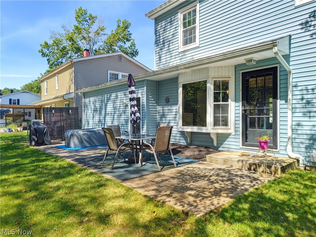 594 Megglen Avenue Akron OH 44303