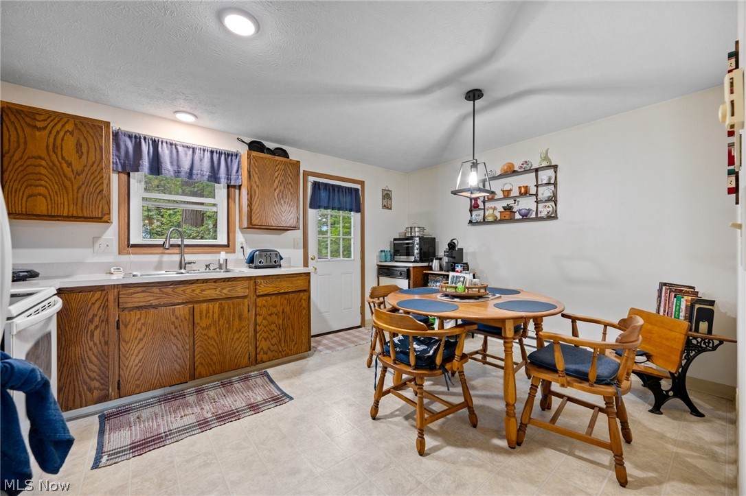 14236 Galehouse Road Doylestown OH 44230
