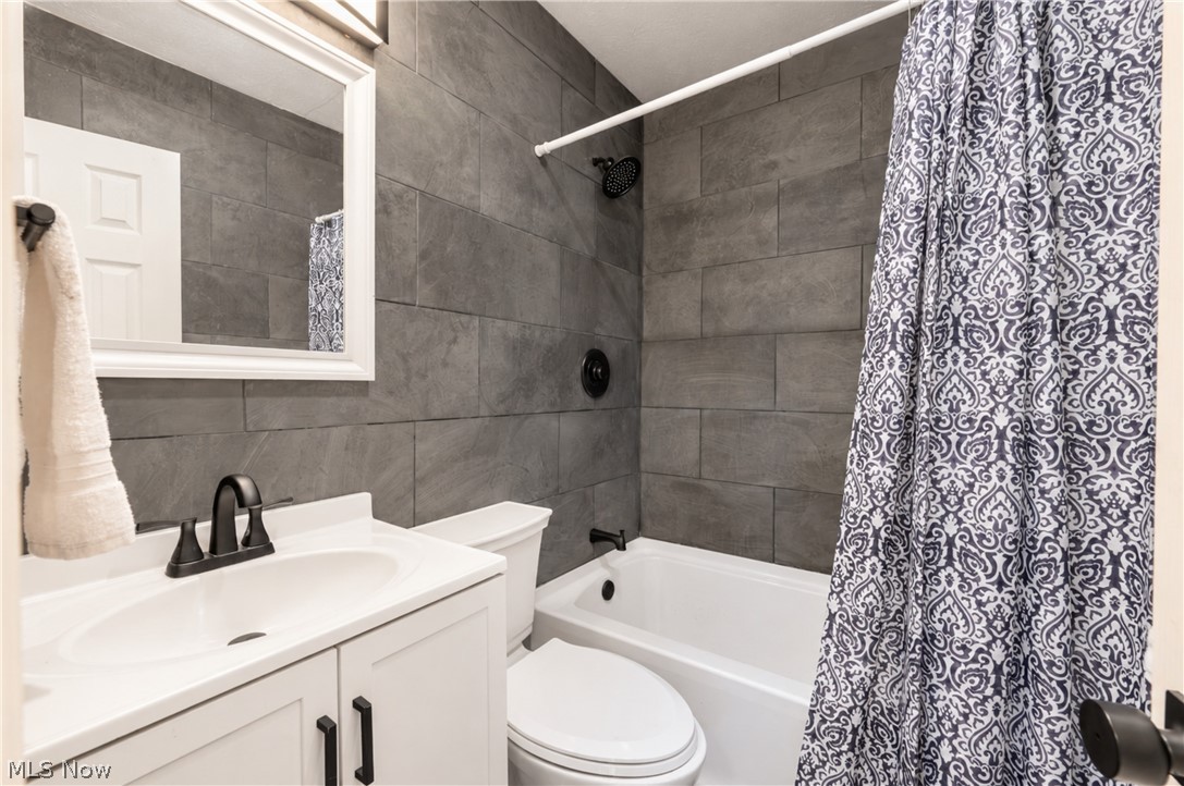 345 N Edgehill Avenue Austintown OH 44515