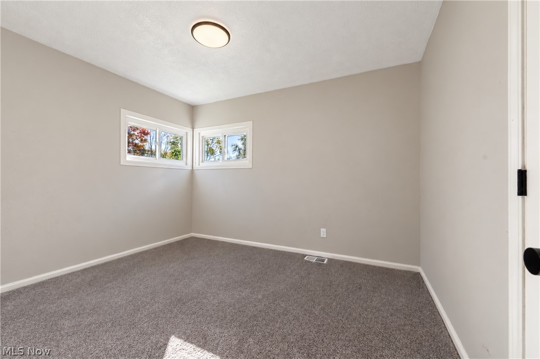 345 N Edgehill Avenue Austintown OH 44515