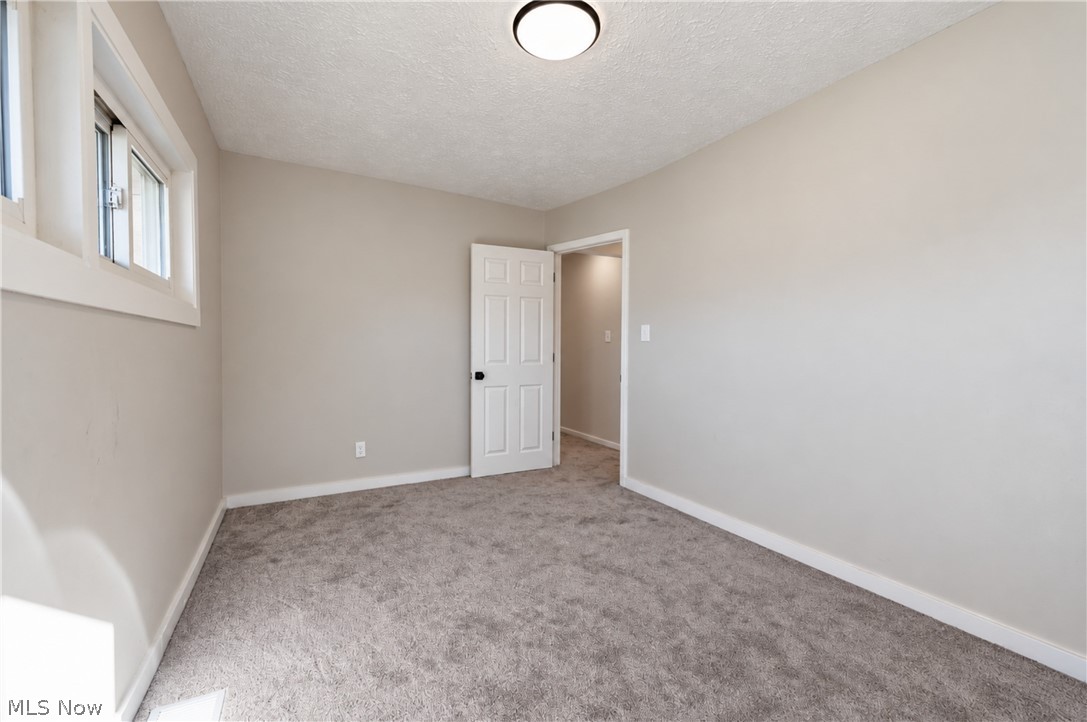 345 N Edgehill Avenue Austintown OH 44515