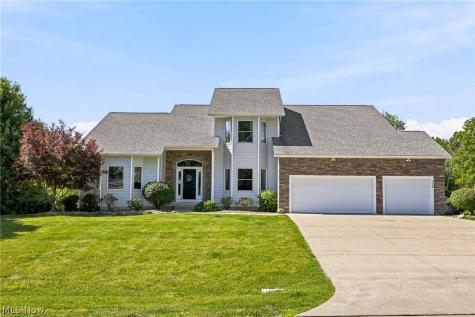 522 Tanglewood Trail Cuyahoga Falls OH 44223