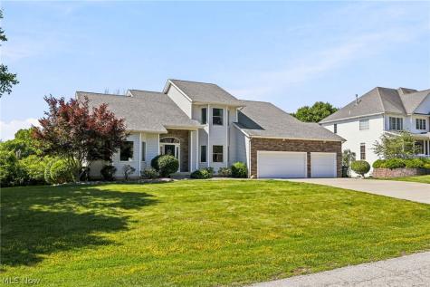 522 Tanglewood Trail Cuyahoga Falls OH 44223