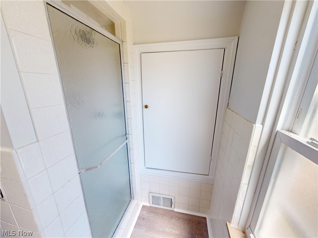 4293 Ardmore Road South Euclid OH 44121