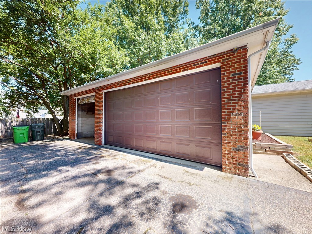 4293 Ardmore Road South Euclid OH 44121