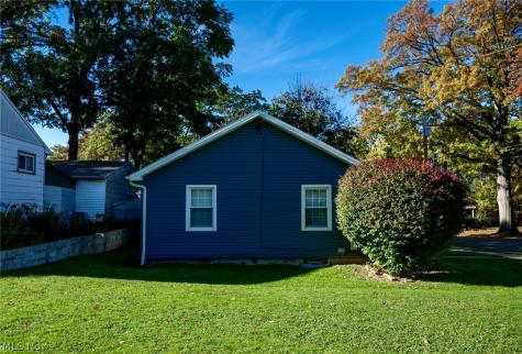 829 Lafayette Avenue Niles OH 44446
