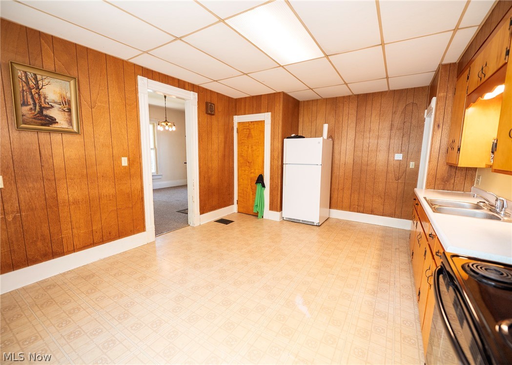 247 & 247 1/2 Ray Avenue NW New Philadelphia OH 44663