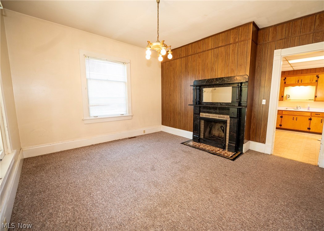 247 & 247 1/2 Ray Avenue NW New Philadelphia OH 44663