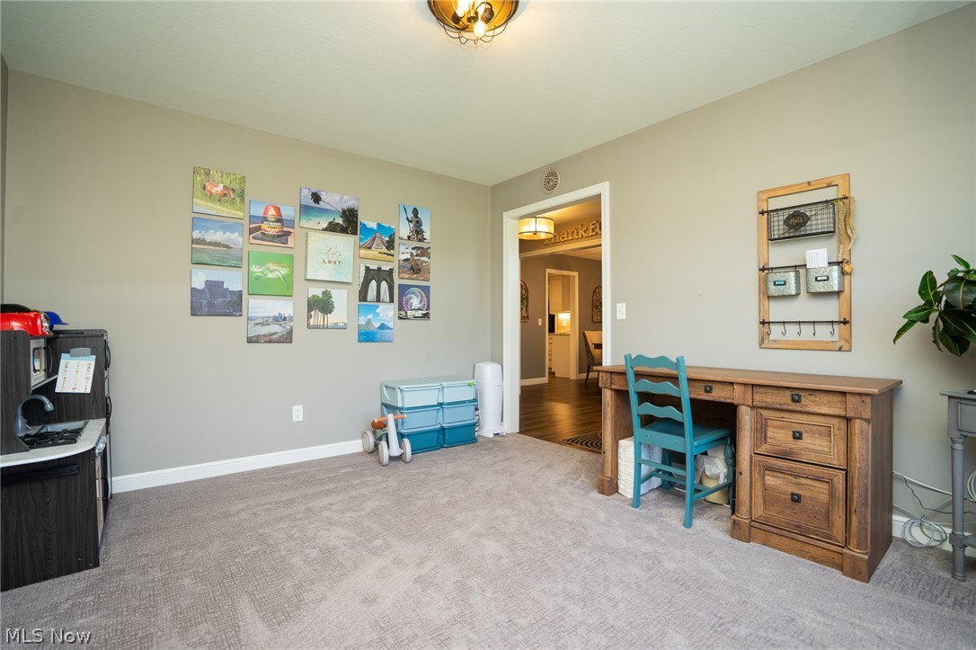 760 Radcliffe Pass Columbiana OH 44408