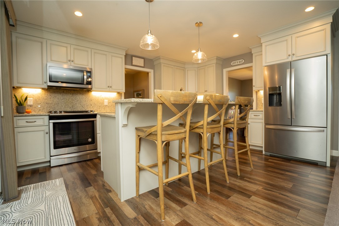 760 Radcliffe Pass Columbiana OH 44408