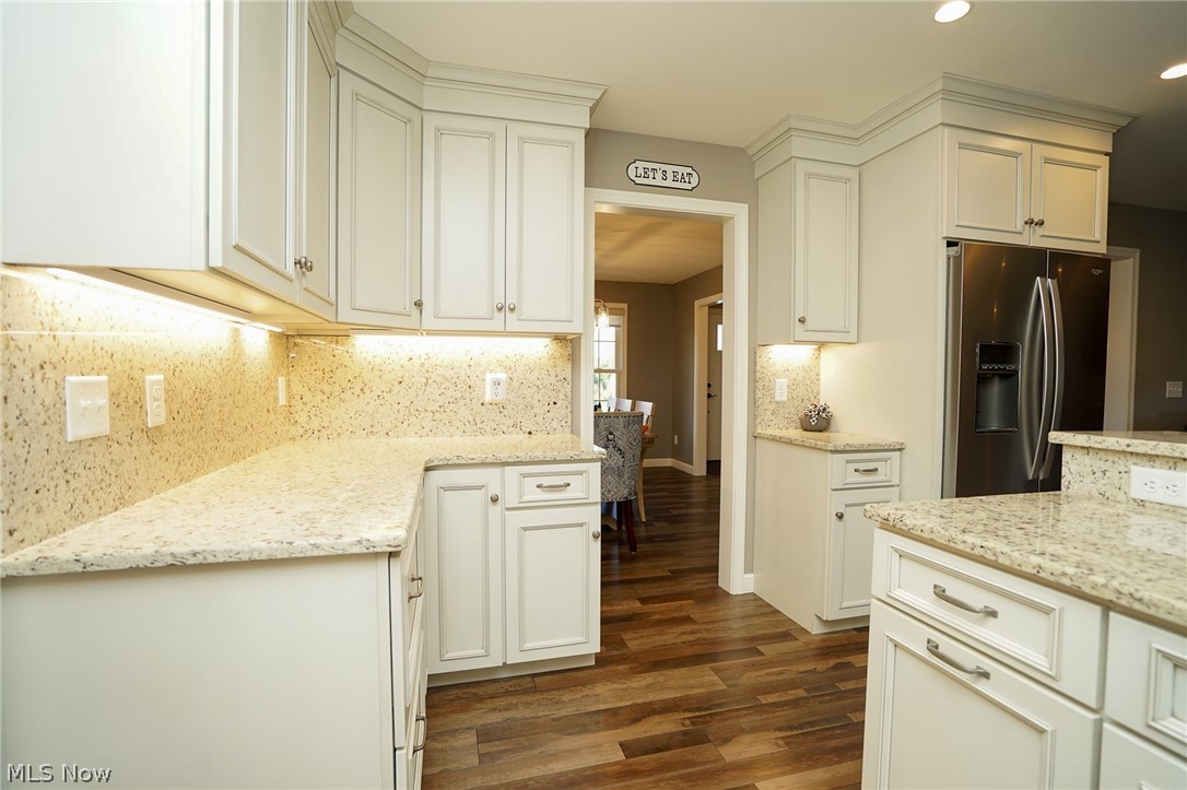 760 Radcliffe Pass Columbiana OH 44408