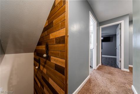 7791 Ridge Road Parma OH 44129