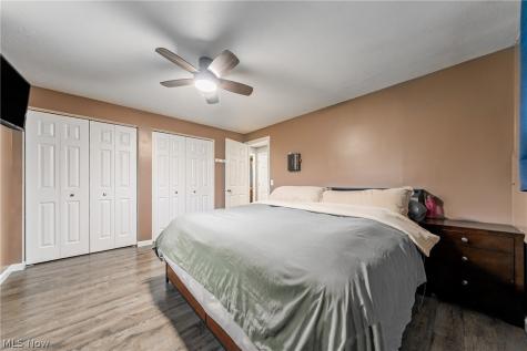 7791 Ridge Road Parma OH 44129
