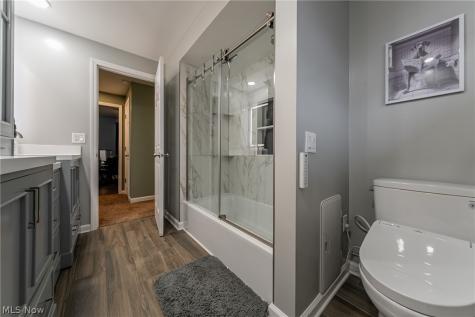 7791 Ridge Road Parma OH 44129