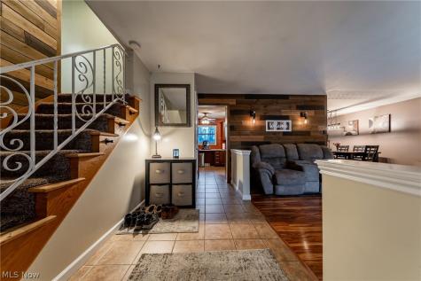 7791 Ridge Road Parma OH 44129