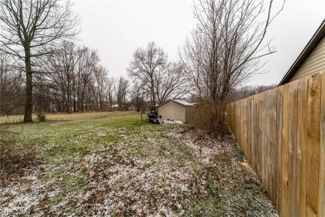 7791 Ridge Road Parma OH 44129
