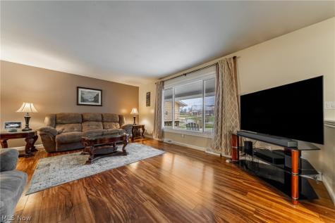 7791 Ridge Road Parma OH 44129