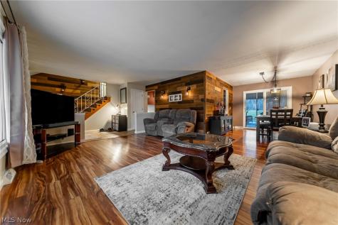 7791 Ridge Road Parma OH 44129
