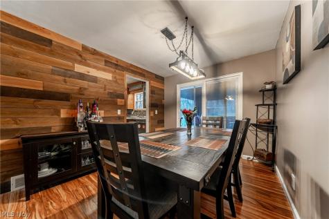 7791 Ridge Road Parma OH 44129