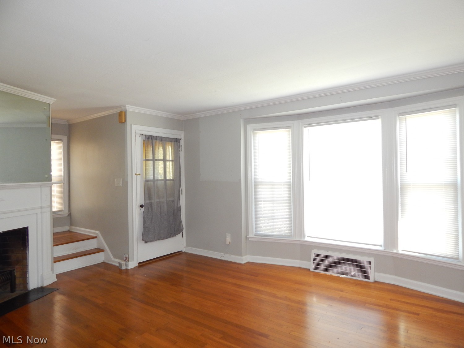 324 E 197th Street Euclid OH 44119