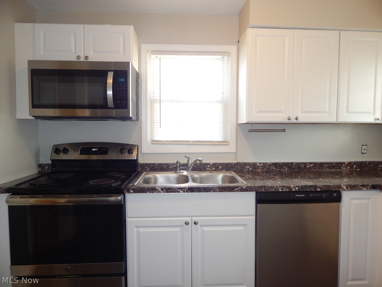 324 E 197th Street Euclid OH 44119