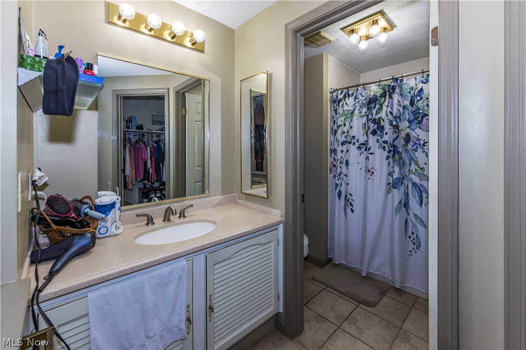 8732 Melody Lane Macedonia OH 44056