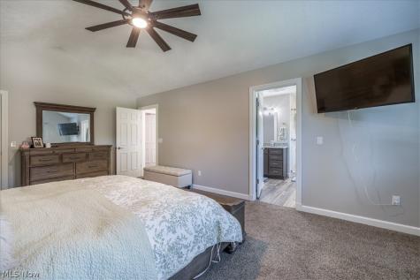 6764 Rolling Acres Court Painesville OH 44077