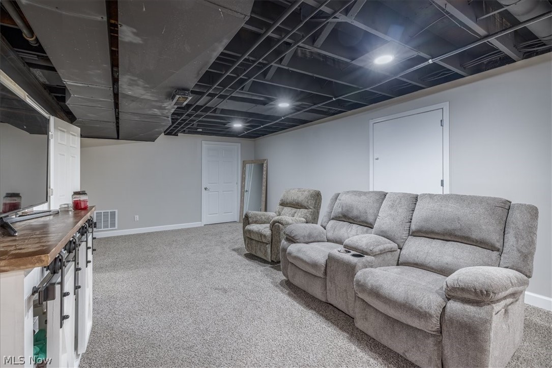 6764 Rolling Acres Court Painesville OH 44077