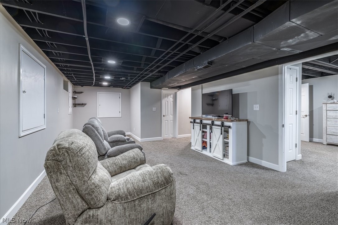 6764 Rolling Acres Court Painesville OH 44077