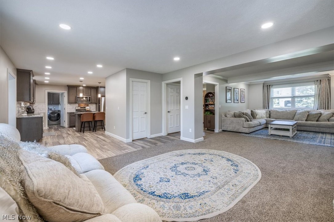 6764 Rolling Acres Court Painesville OH 44077