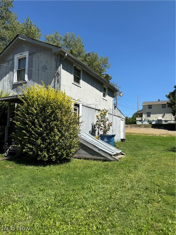 52 Hartzell Avenue Girard OH 44420