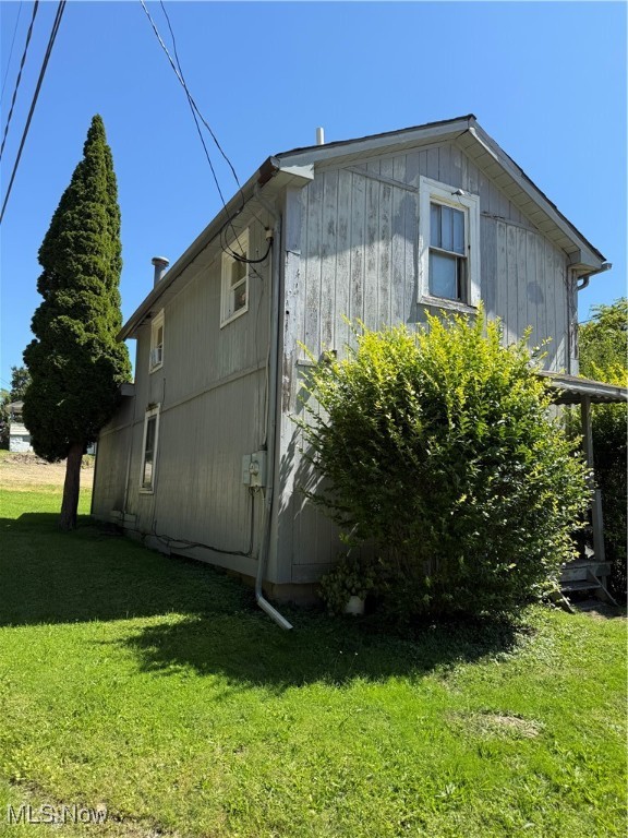 52 Hartzell Avenue Girard OH 44420