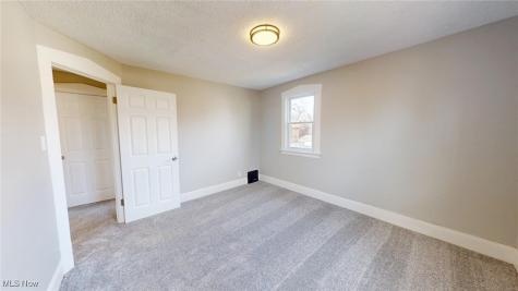 3544 W 99th Street Cleveland OH 44102