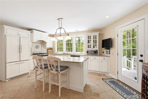80 Mill Creek Lane Moreland Hills OH 44022
