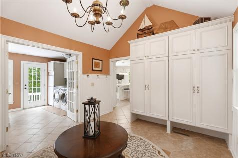 80 Mill Creek Lane Moreland Hills OH 44022