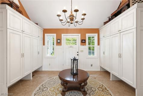 80 Mill Creek Lane Moreland Hills OH 44022