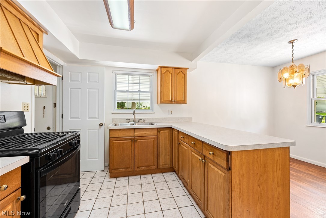 1163 Tonawanda Avenue Akron OH 44305