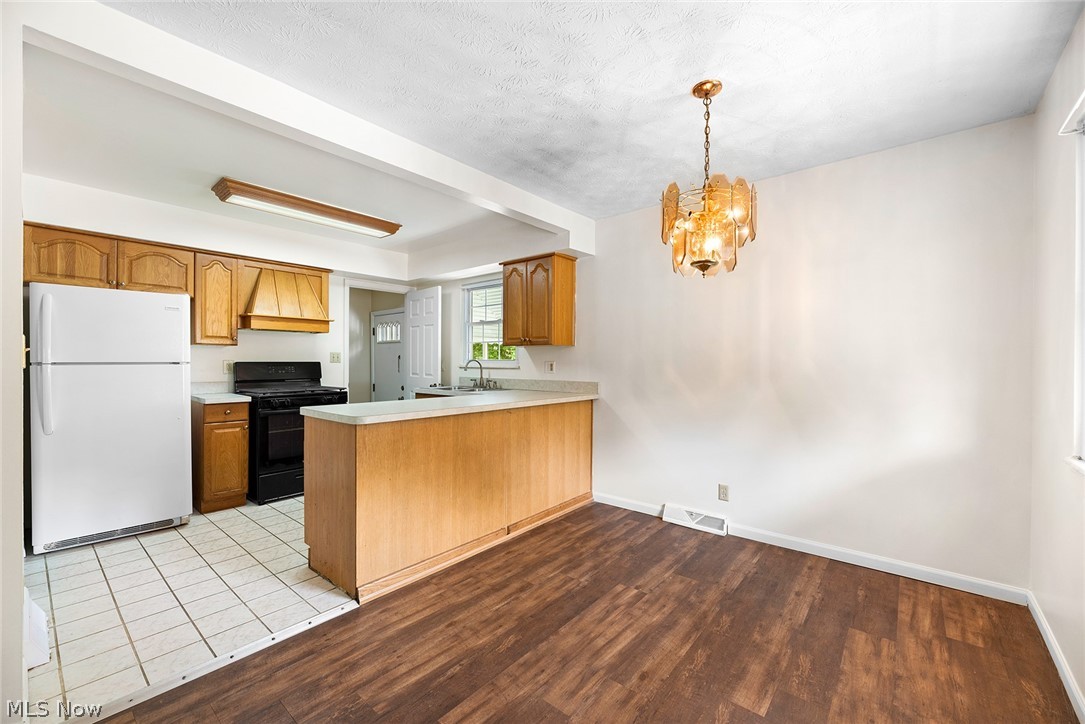 1163 Tonawanda Avenue Akron OH 44305