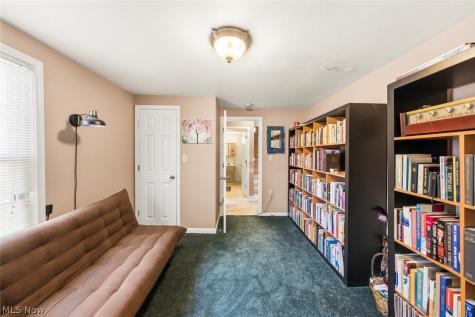 5806 Madison Avenue Cleveland OH 44102