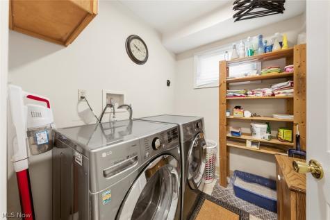 5806 Madison Avenue Cleveland OH 44102