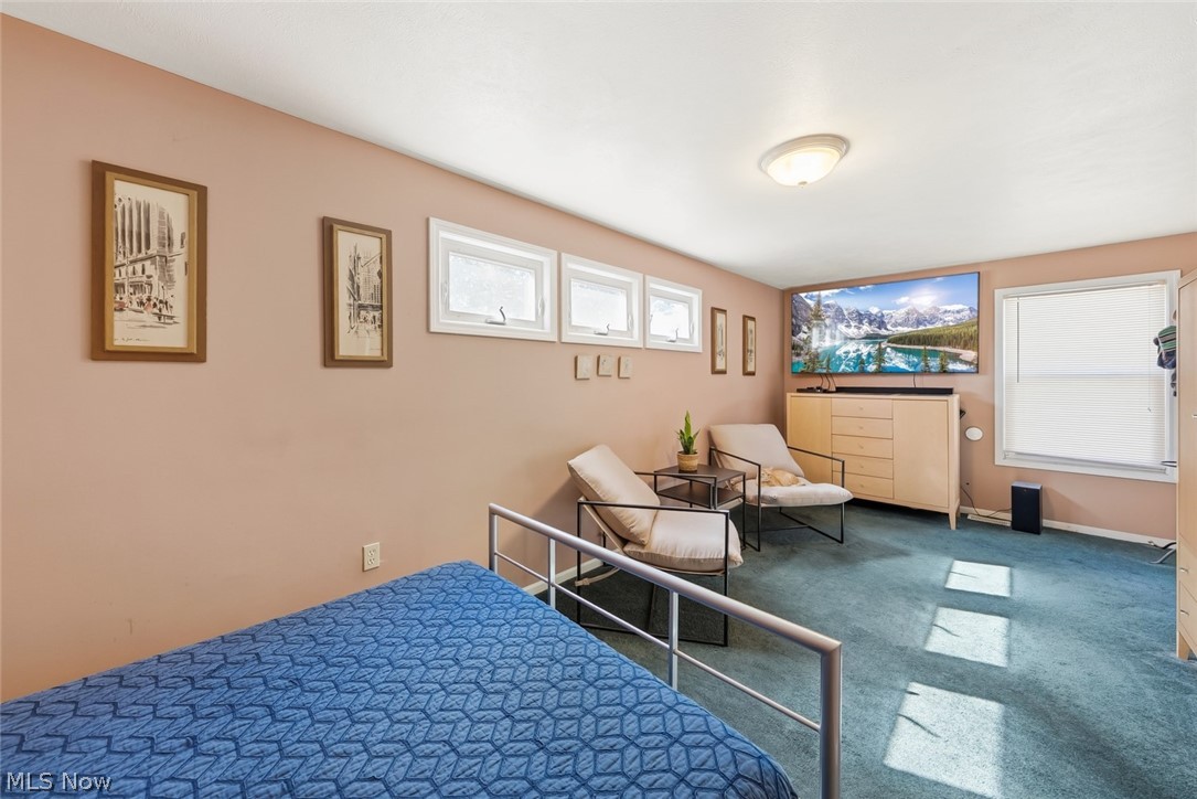 5806 Madison Avenue Cleveland OH 44102